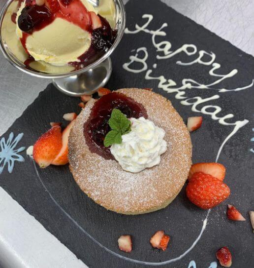 お誕生日おめでとうケーキ