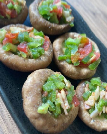 しいたけをピザ風にアレンジ❣️